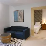 Les Logis Du Roy Апарт-отель 4*