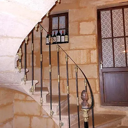 Hotel apartamentowy Les Logis Du Roy
