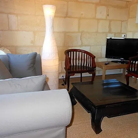 Hotel apartamentowy Les Logis Du Roy