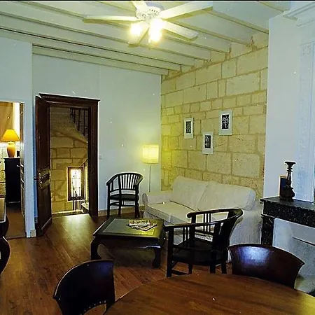 Les Logis Du Roy Hotel apartamentowy