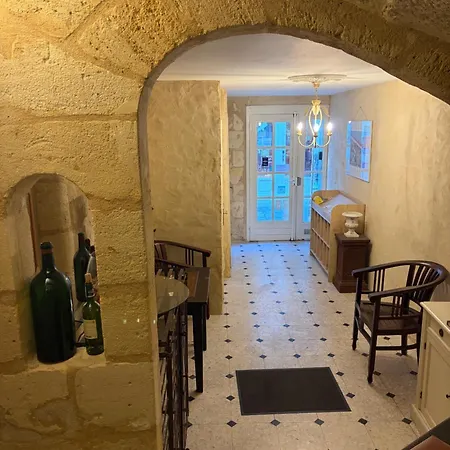 Les Logis Du Roy 4*