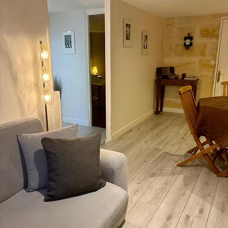 Les Logis Du Roy Ξενοδοχείο με διαμερίσματα 4*