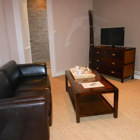 Ξενοδοχείο με διαμερίσματα Les Logis Du Roy Σεντ Εμιλιόν