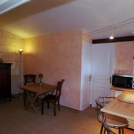 Les Logis Du Roy Apart Otel 4*