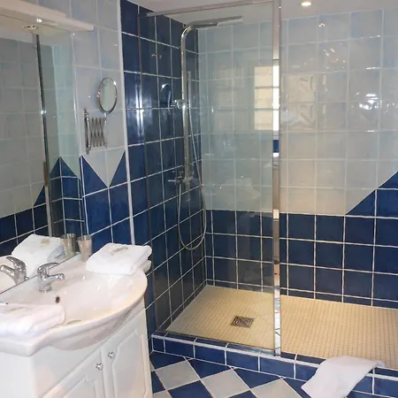 Les Logis Du Roy 4*