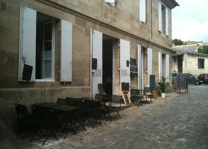 Les Logis Du Roy מלון דירות