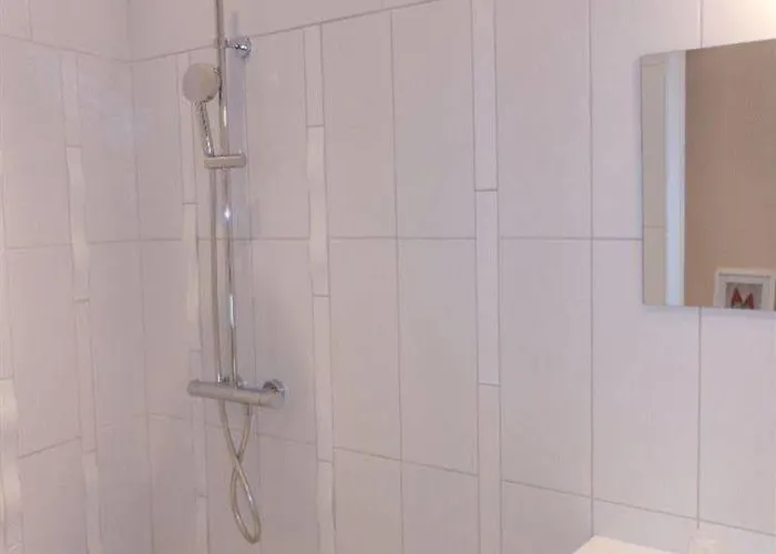 杜罗伊酒店 4* 圣艾米隆